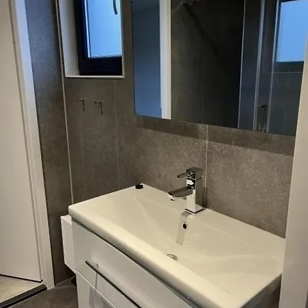 Enkhuizer Strandmuschel Erste Reihe Hausnr 215 * Enkhuizen